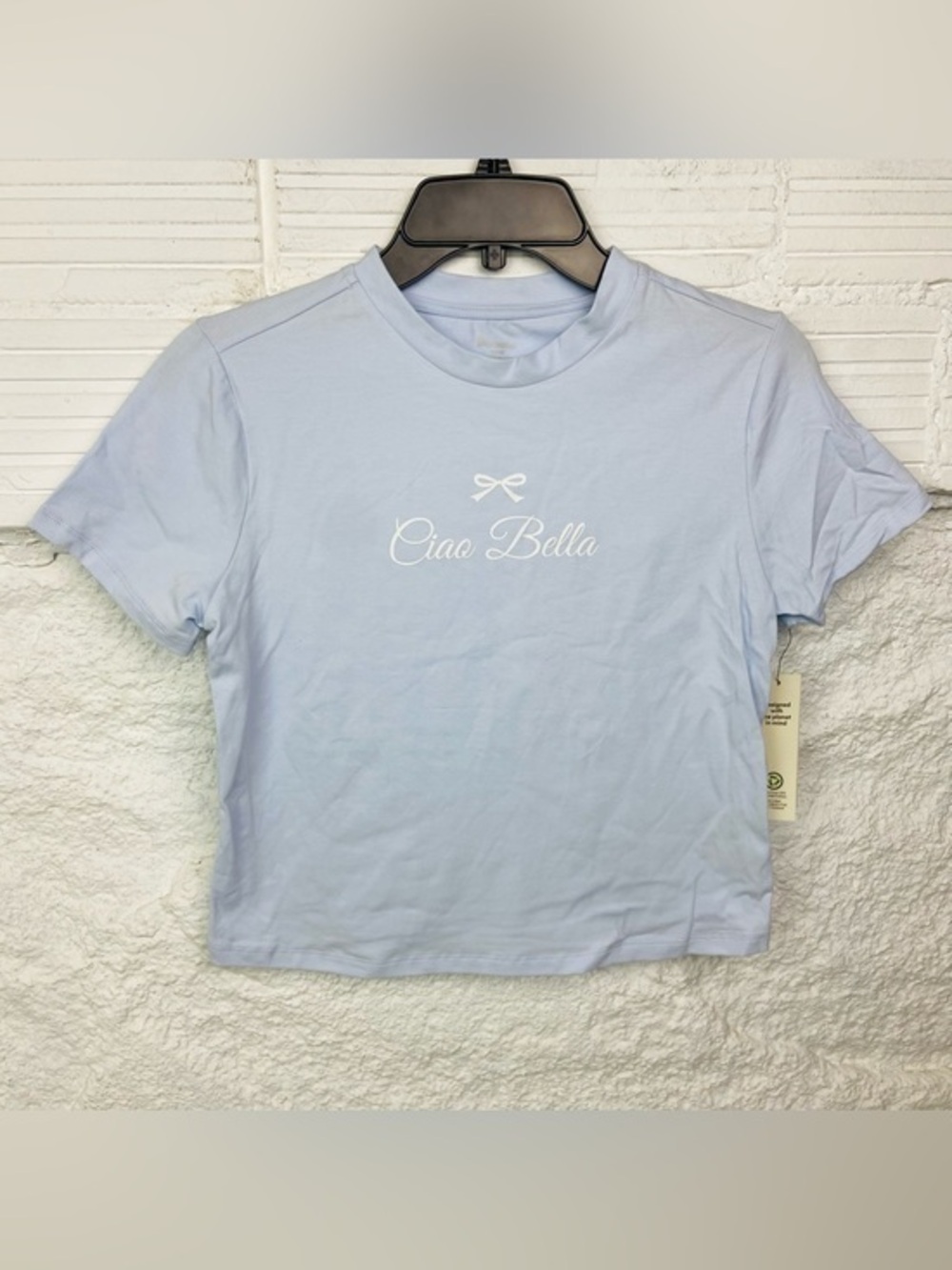 NWT no boundaries Ciao Bella Light Blue Graphic Crop Tee size small